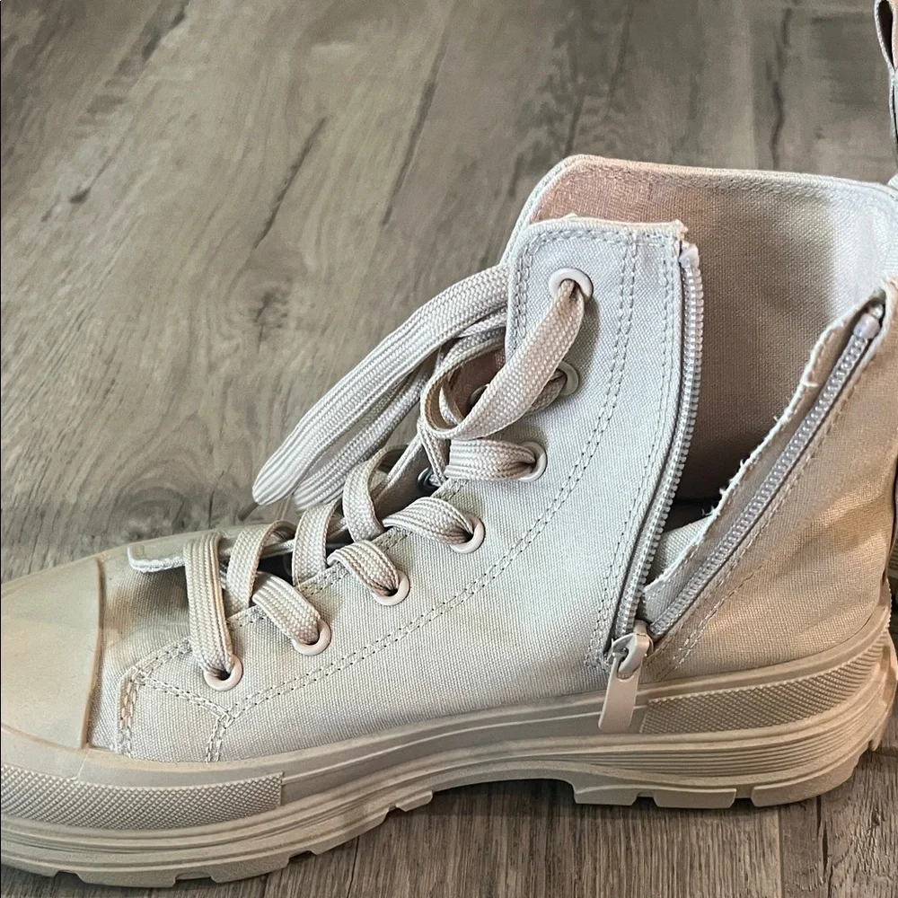 Mudd Women's Beige High-Top Sneakers - Picture 5 of 5